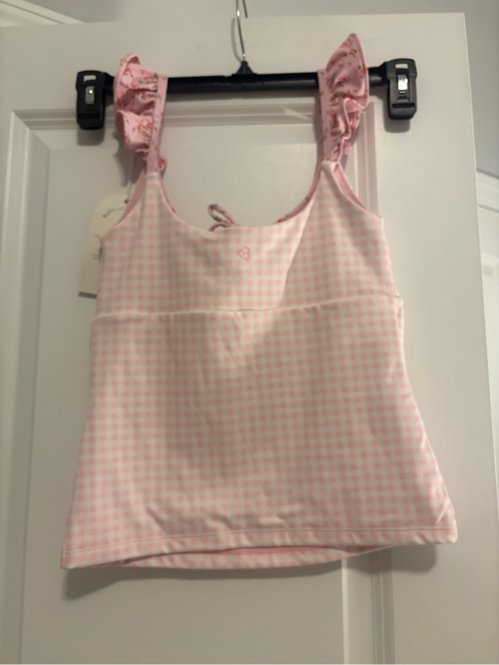 [BLOGILATES] RUFFLE LACE UP TANK - Picture 5 of 6